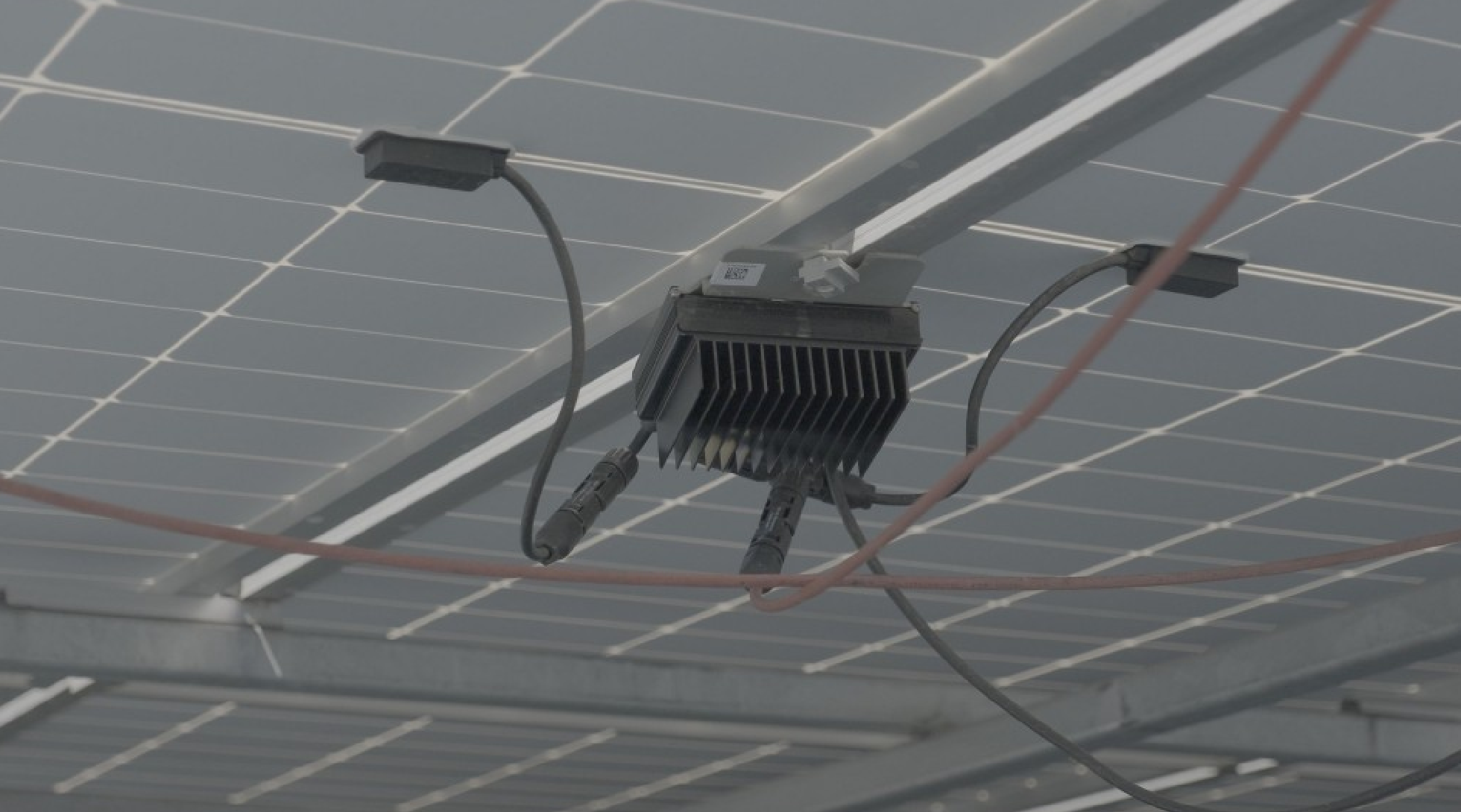 DC Optimizer là gì? Doanh nghiệp nào nên áp dụng cho hệ thống điện mặt ...